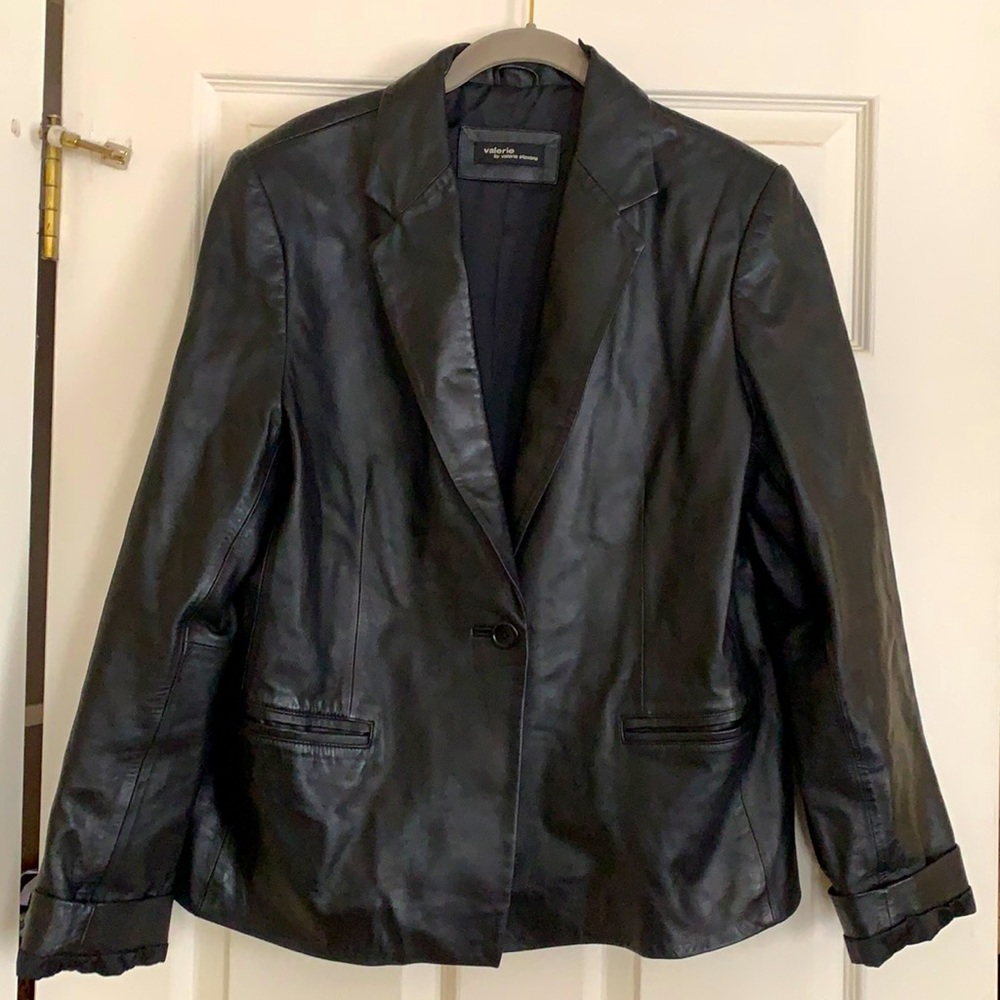 Black leather blazer. Never worn. Perfect condition!